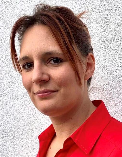 This image shows Laura Tsafack