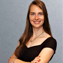 This image shows Alina Schmitz-Hübsch