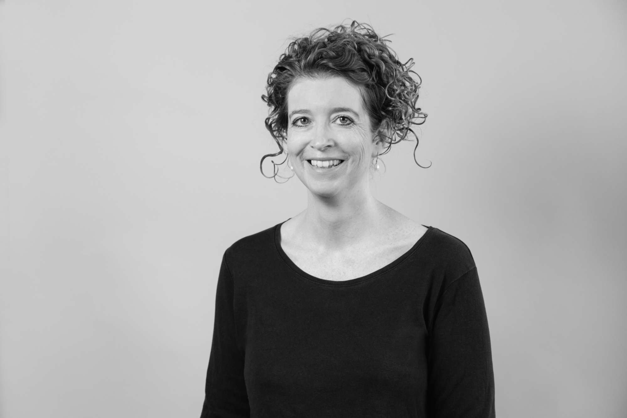 Dieses Bild zeigt Dr. Anna Roßmann